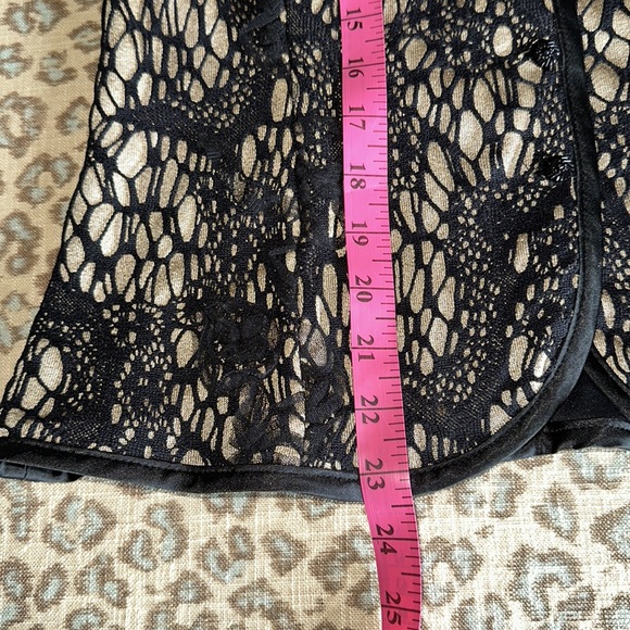 CARTISE lace overlay top - Picture 6 of 6